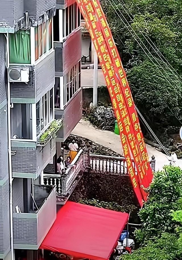 潘展乐，时代引领者的杰出风采