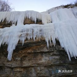 嵩山一景区打造人工冰瀑